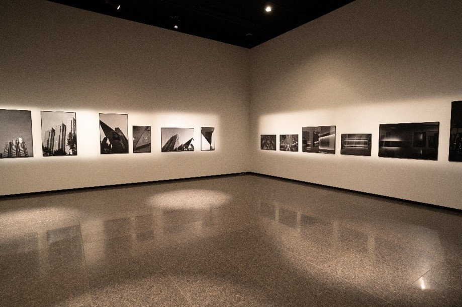 写真家・鈴木弘之氏による写真展「NEWS」開催中（終了しました